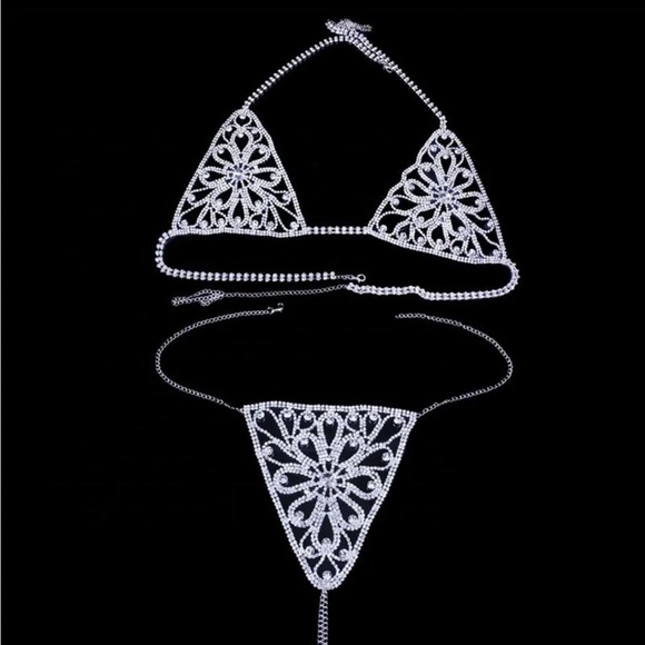 Boho Rhinestone body bra and thong body jewelry festival in SILVER color - Picture 2 of 6